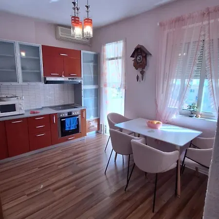 Lägenhet Cozyflat In The Middle Of Tirana